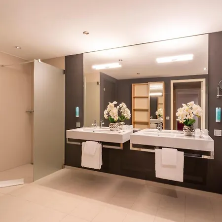 Roomz - Business Design 4* Graz