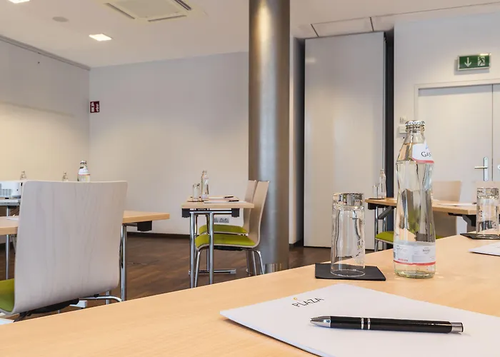 Plaza Messe Hotel 3*