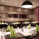 Plaza Messe 3* Грац