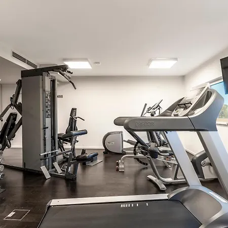 Отель Plaza Messe 3*