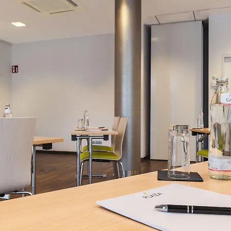 Plaza Messe Отель 3*