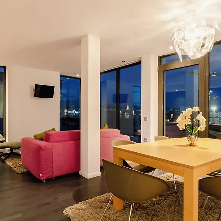 Отель Plaza Messe Грац