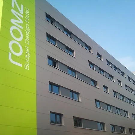 Plaza Messe Готель