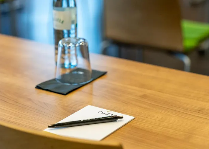 Plaza Messe Отель