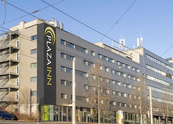 Plaza Messe Отель