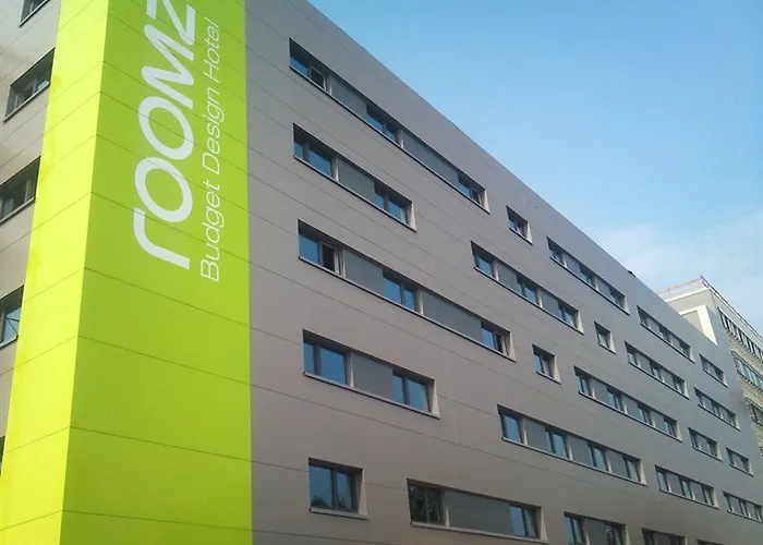 Plaza Messe Отель